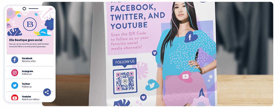 Idée de marketing par code QR sur une carte postale avec un code QR Facebook