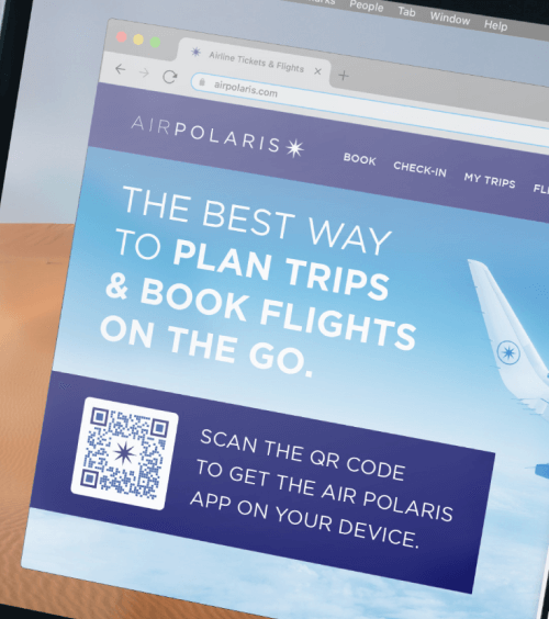 Code QR sur la page d’accueil d’un site Internet encourageant le public à scanner le code pour télécharger l’appli de la compagnie aérienne.