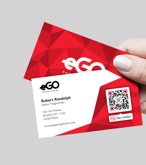 Carte de visite d’un programmeur avec code QR vers ses coordonnées.