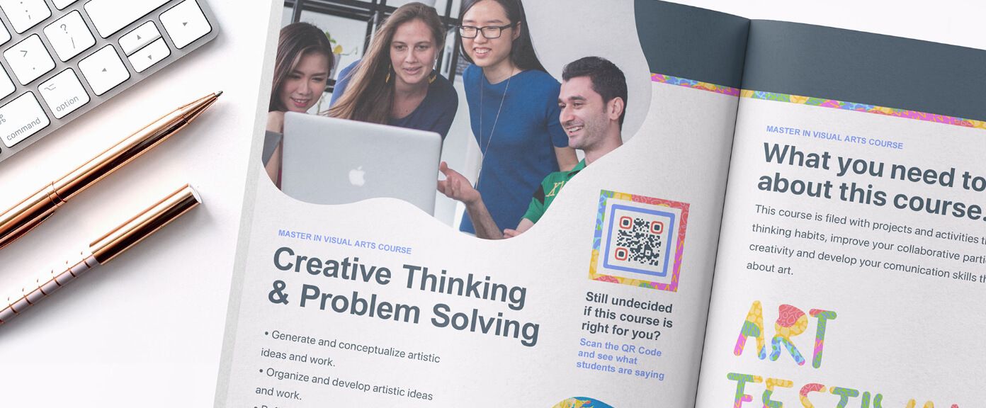 Idée de code QR sur le catalogue d’un institut d’enseignement.